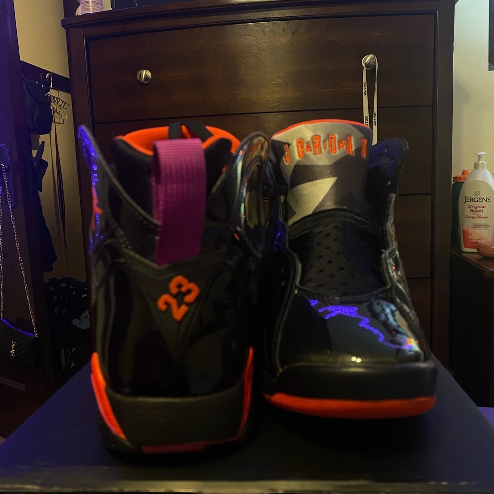 AIR JORDAN 7 retro “BLACK GLOSS”